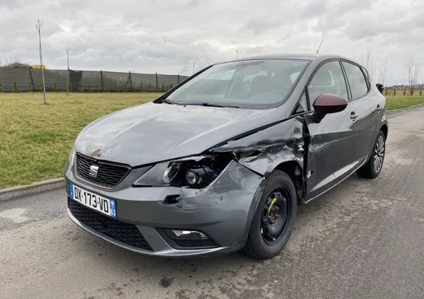 samochody osobowe Seat Ibiza cena 19000 przebieg: 122000, rok produkcji 2015 z Pleszew